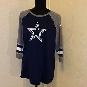 Ladies's NIKE Team Tee, NWOT